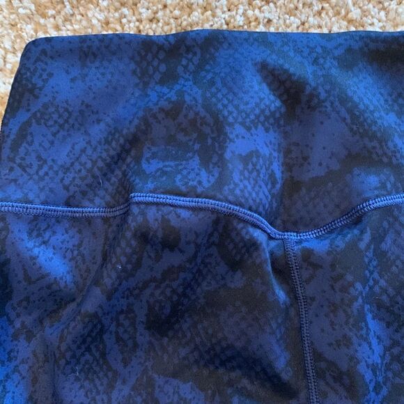 Snake print Navy Black‎ Biker Spandex Gym workout Shorts small - Picture 5 of 9